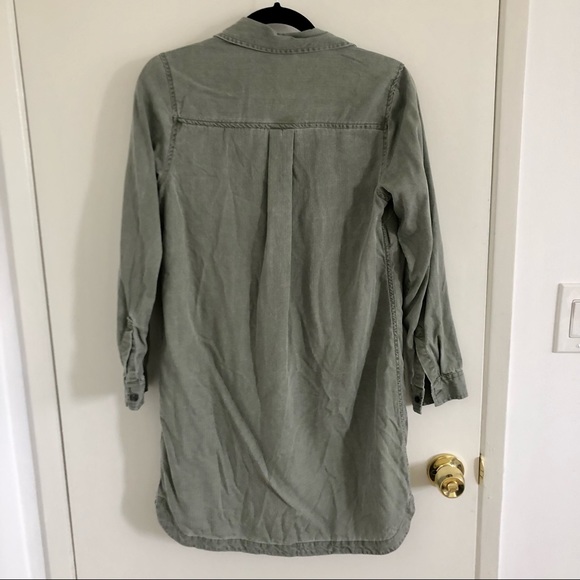 ⭐️ Green Old Navy Tencel Henley Shirtdress - Picture 5 of 6